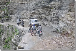 069 descente du Rothang vers Manali