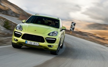 2013-Porsche-Cayenne-GTS