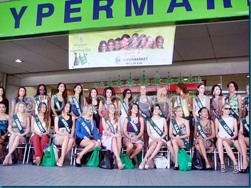 Ms. Earth 2011Candidates Supports SM Greenbag Lite