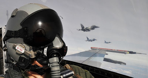 F-18 Pilot is a Brilliance Guy & He Show Off it in Front of All.