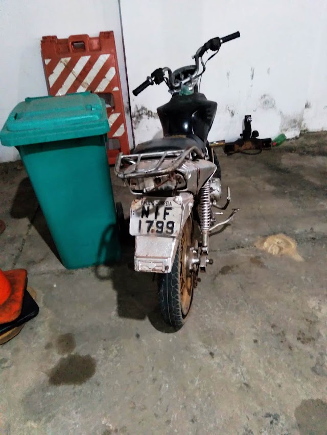 Polícia Militar encontra motocicleta abandonada na zona rural de Luís Correia
