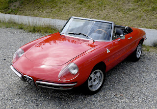 Alfa Romeo Spider Duetto