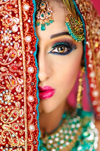 New fashion styles, wedding dresses , latest in bridal fashions, wedding dress trends, Gorgeous Bridal Dresses , Pakistani bridal fashion, Indian bridal fashion, Indian Wedding Sarees, actress Wedding Sarees