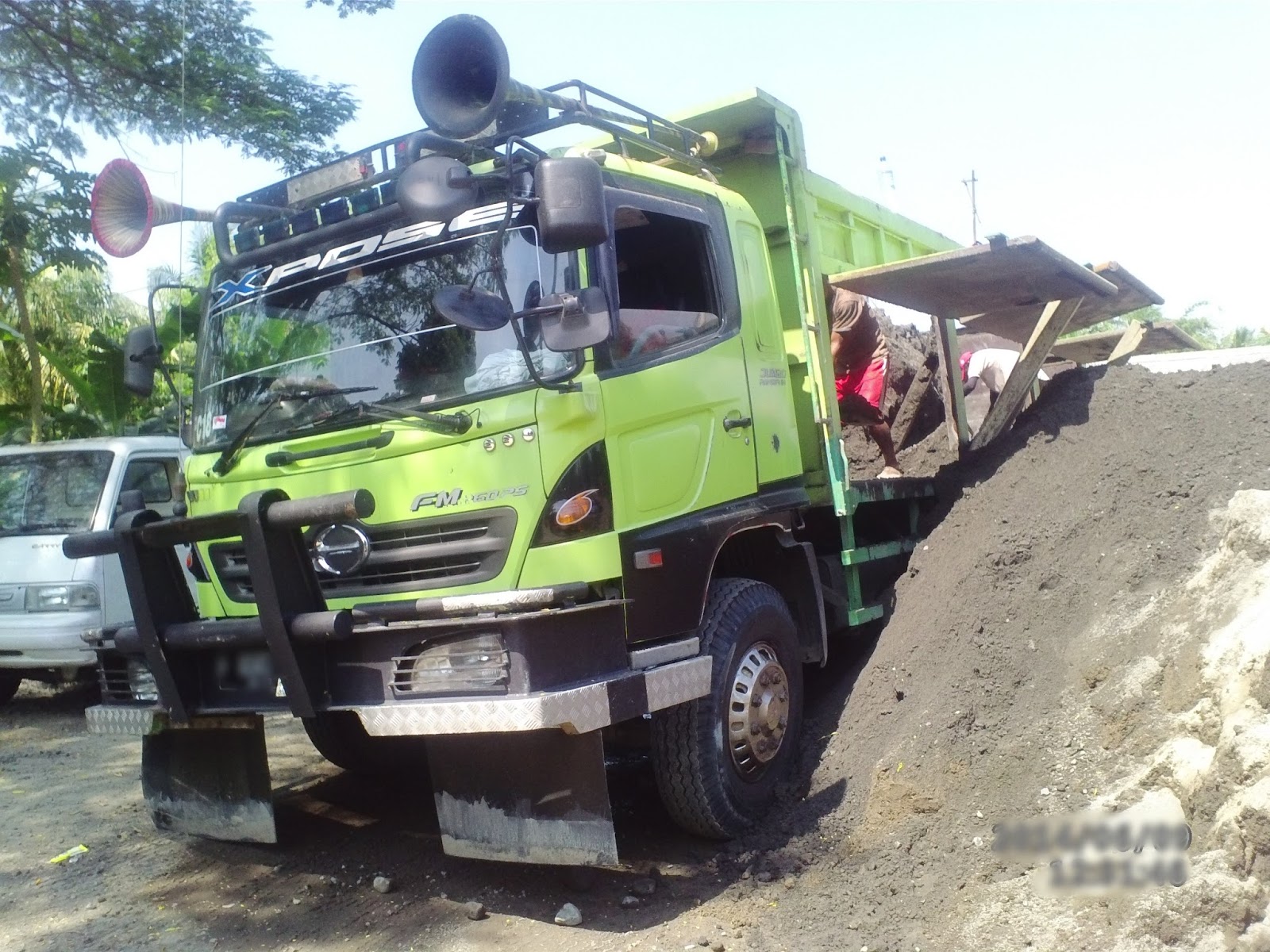 Truck mania: Depo Pasir Murni