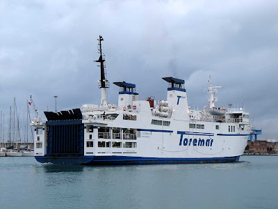 Liburna ferry, Livorno