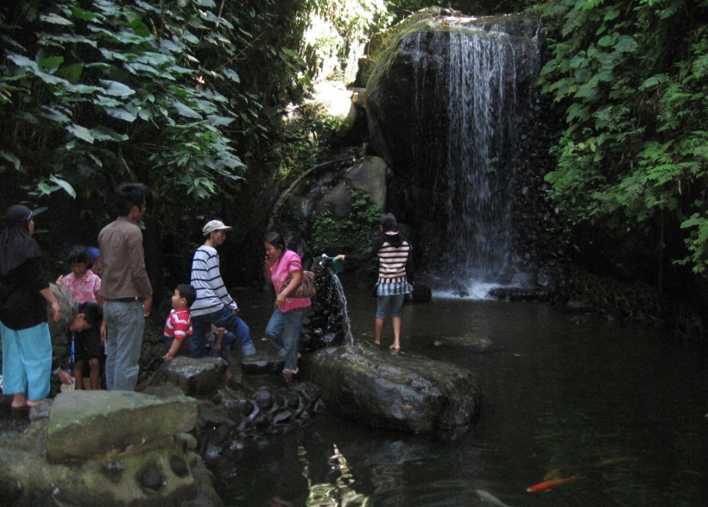 Air Terjun Di Curug Sidomba Cirebon Radio Etnikom Network