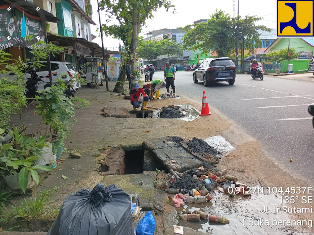 Selama 10 Hari, Kegiatan Padat Karya Bersihkan Ribuan Kubik Sampah dari Saluran Drainase