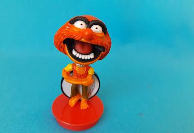 Miniatura de vinil boneco bobble head com base do animal dos Muppets - Jim Henson  7,5 cm +1 cm de base R$ 20,00