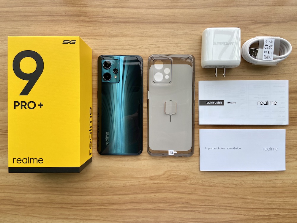 realme 9 Pro+ What’s inside the box