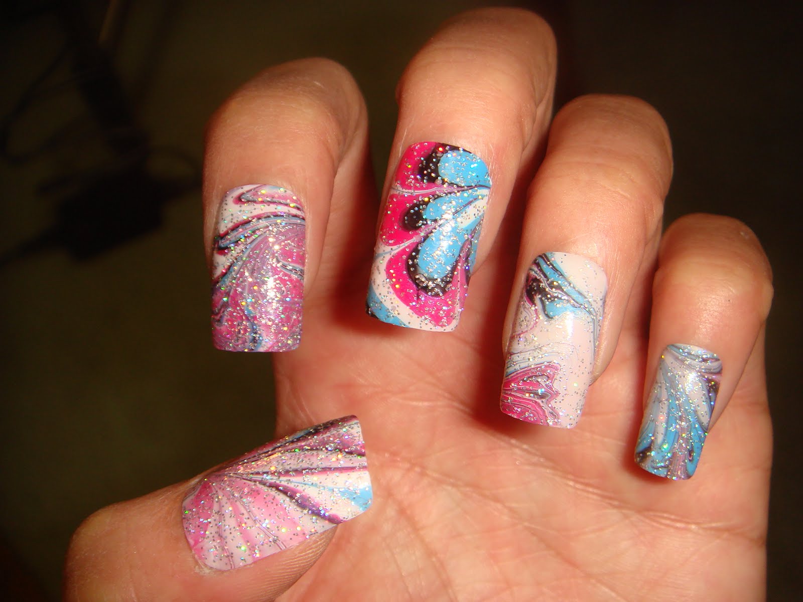 water marble nail design