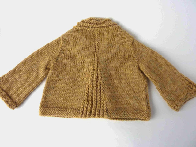 Reverse of Tricsi cardigan