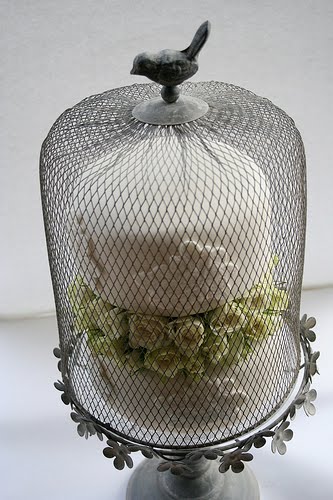 Vintage Wedding Cake with Bird Cage Stand To see daily pictures recipes 