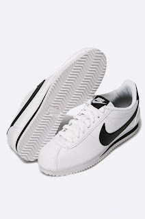 Pantofi din colectia Nike Sportswear 