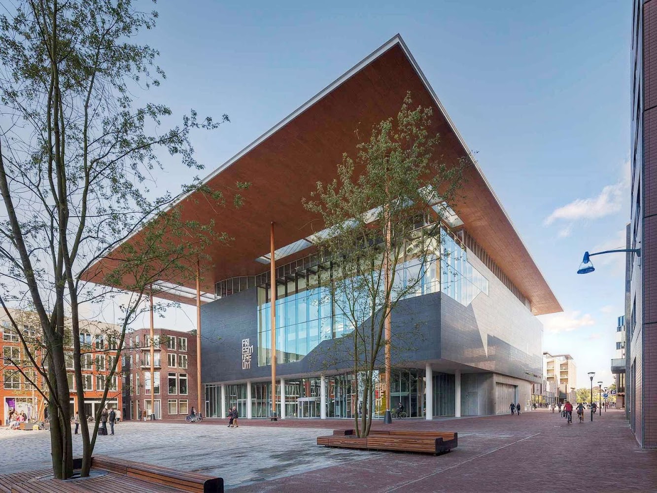 Leeuwarden, Paesi Bassi: Fries Museum by Bierman Henket Architecten