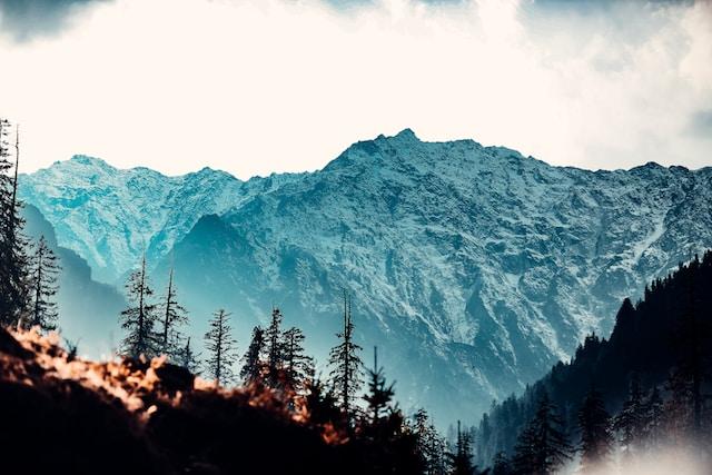 50 Captivating Manali Quotes and Captions for Instagram