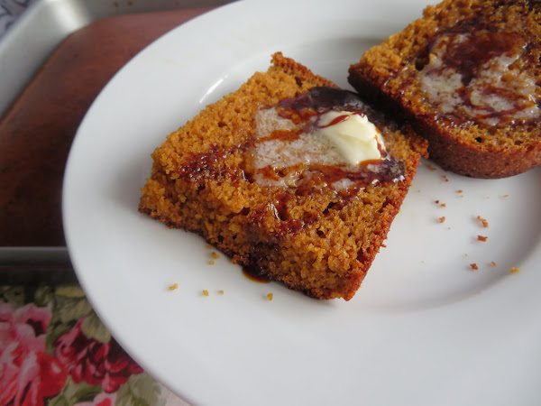 Molasses Corn Bread