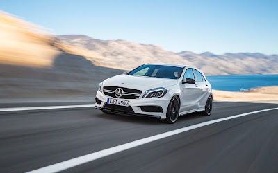 2014 Mercedes-Benz A45 AMG