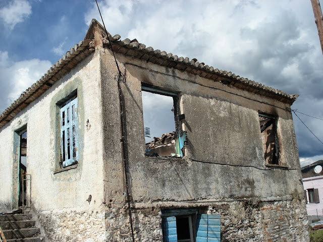 Φόρος και στα παράθυρα…