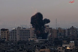 فصائل المقاومة تقصف مستوطنات غلاف غزة فجر اليوم ويعقبه رد من الاحتلال