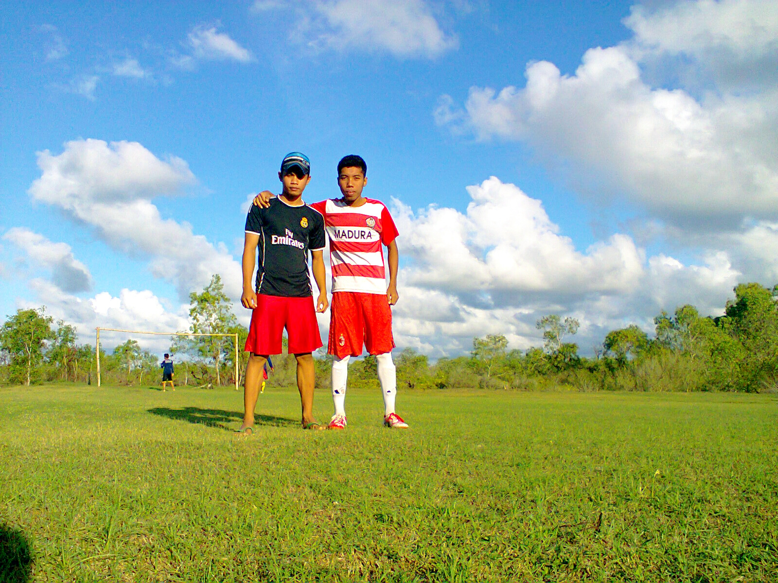 Tengket Beach Maneron 10 Lapangan Sepak Bola Pantai Tengket