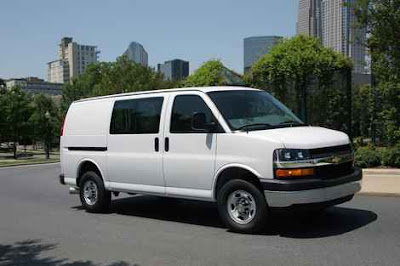 2010 Chevrolet Express 1500: Reviews and Specification