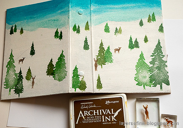 Layers of ink - December Daily Journal Tutorial by Anna-Karin Evaldsson. With Simon Says Stamp Forest Scenery stamp set.