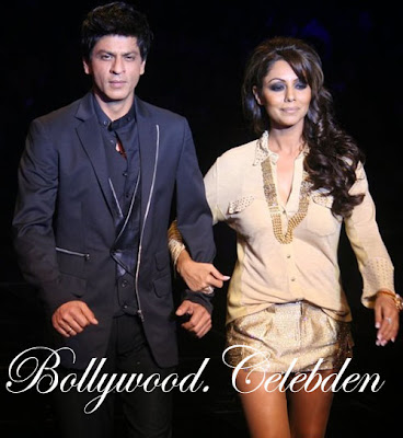 SRK-Gauri Walks Ramp1