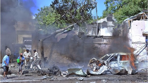  Four killed in suicide attack on UN convoy in Somali capital