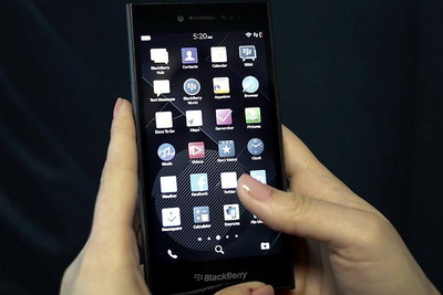 Spesifikasi dan Harga BlackBerry Leap