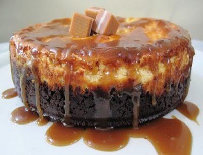 SALTED CARAMEL CHEESECAKE….this is the BEST & so easy to make!