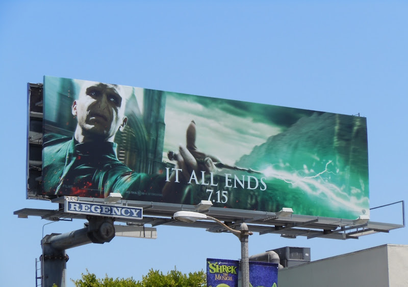 Harry Potter 8 Voldemort billboard