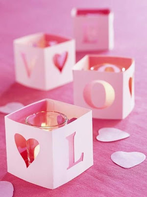 romantic-candle-ideas-for-valentines-day - 3 Creative Valentine's Day Ideas