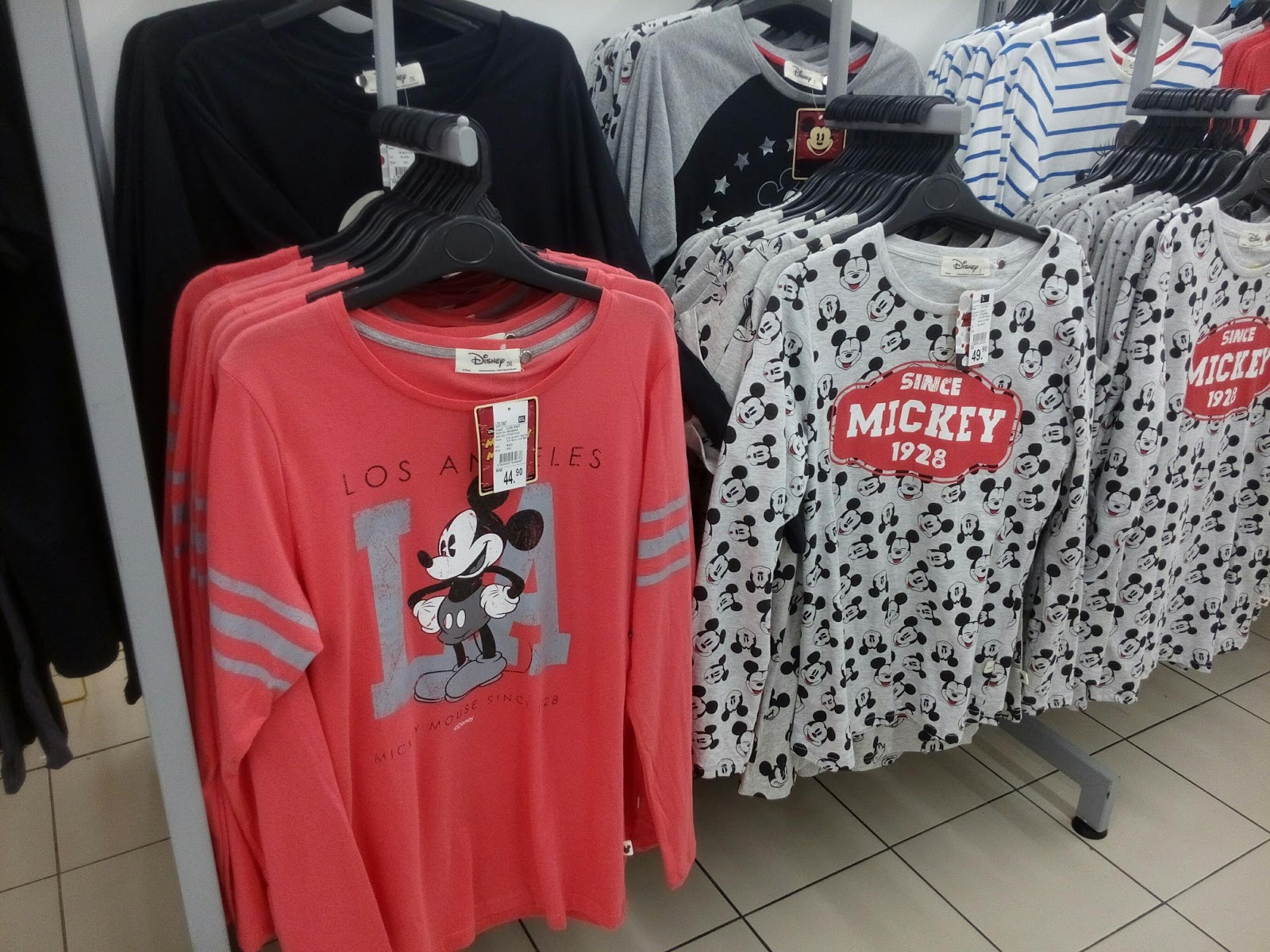 Koleksi Mickey Mouse di Tesco Kota Bharu