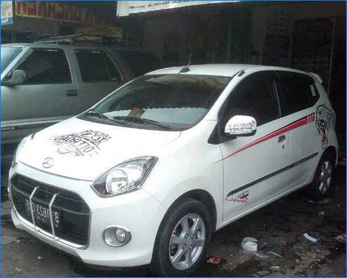  Modifikasi mobil agya terbaru trd tipe g warna merah 