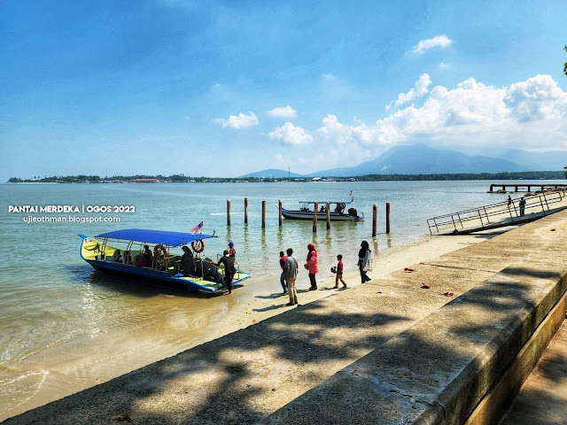 Bot dari Pantai Merdeka ke Tanjung Dawai