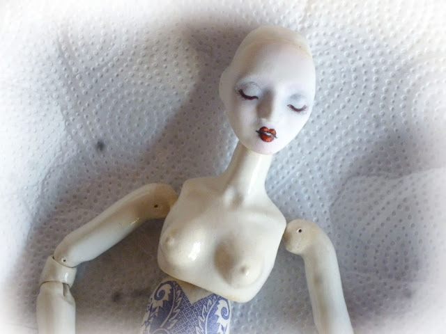 Muñeca de porcelana ooak articulada 