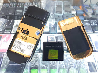 Hape Jadul Nokia 8800 Classic Original Gold Seken Mulus Kolektor Item