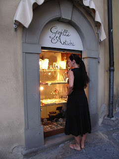 Window shopping in Cortona, Tuscany