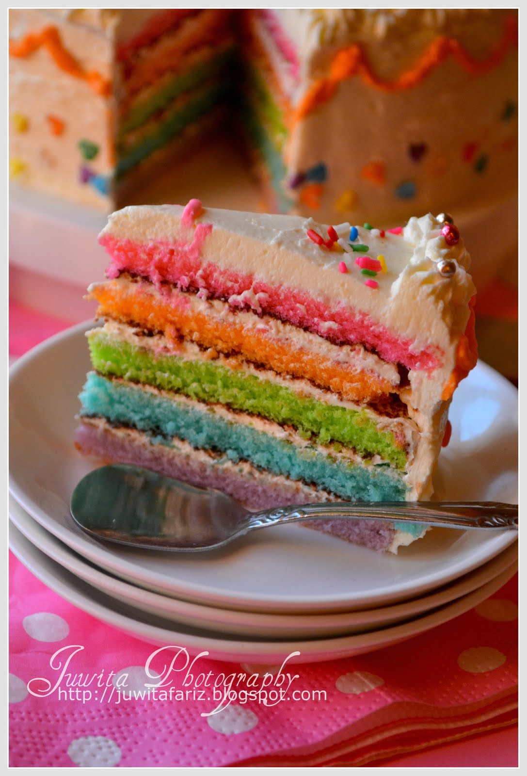 Juwita Fariz and Family: Rainbow Cake @ Kek Pelangi