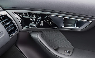 2014-jaguar-f-type-v6-roadster-interior-photo