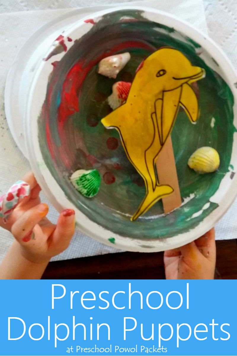 A Pod of Dolphin Puppets & Paper Plate Oceans ~ a Preschool Craft!