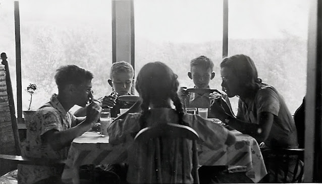 Group of Cousins having dinner at Drew's Lake, abt 1938