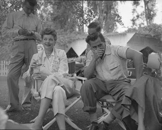 Lucy and Desi meet reporters at the Desilu ranch to discuss the HUAC investigation.