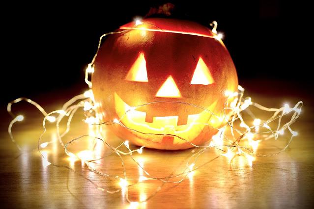 Jack-o'-lantern with fairy lights