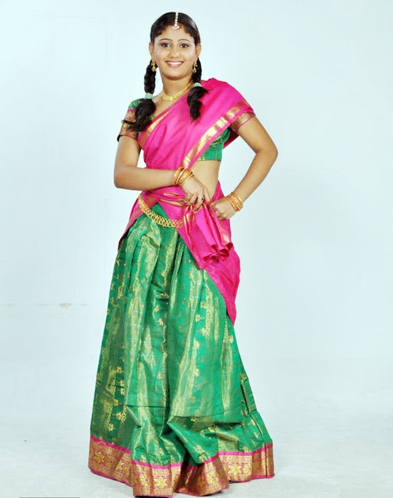 machakkanni amruthavalli in half saree unseen pics