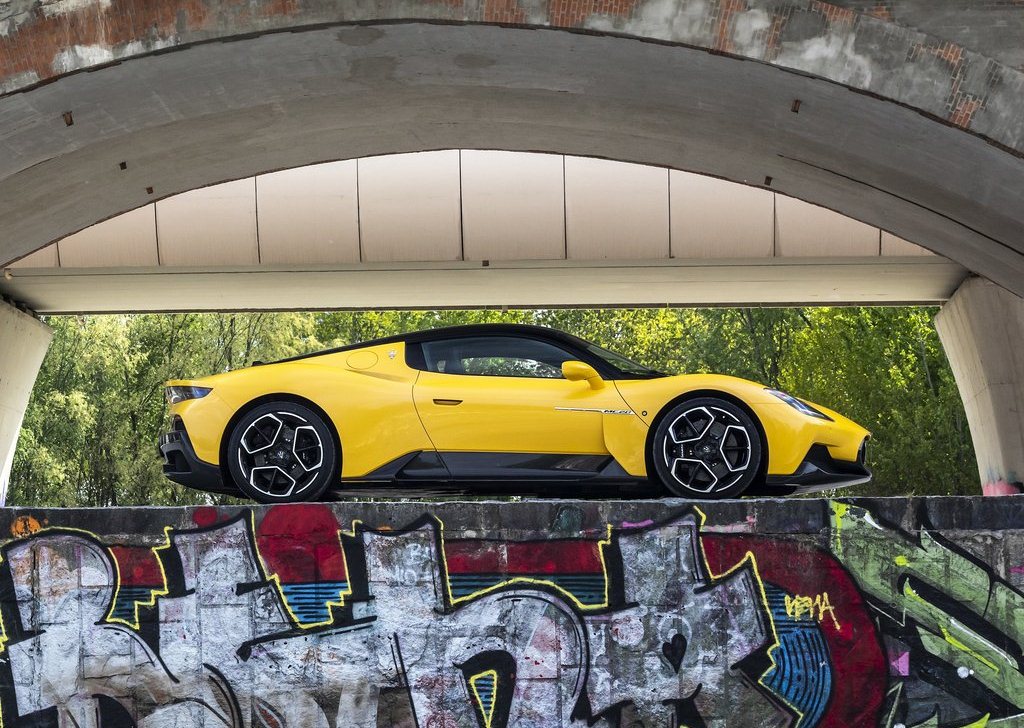2021 Maserati MC20