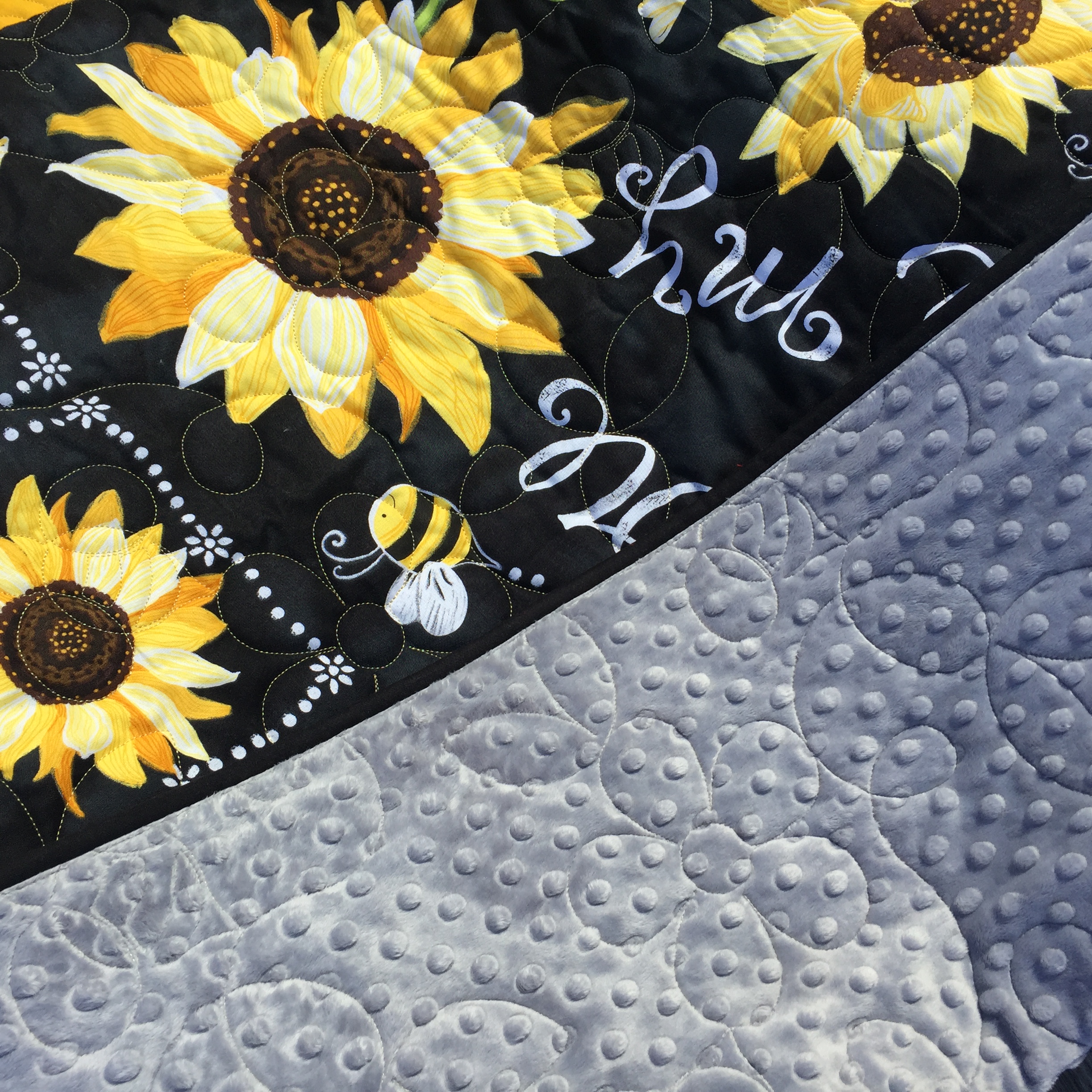 Cora Pillow & History of the Granny Square - Sunflower Cottage Crochet