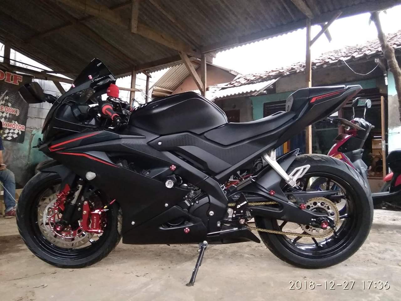 ACR Blog Pasang Velg 5 5 ban 180 pada Yamaha R15 v3 VVA