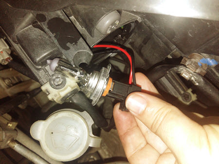 HomeMade DIY HowTo Make: How to change open perodua alza 