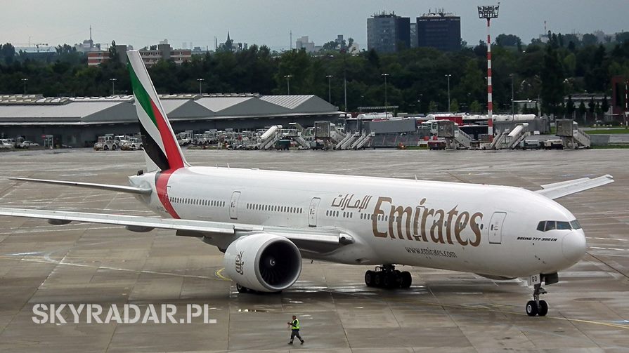 Boeing 777 - Emirates - A6-EGO